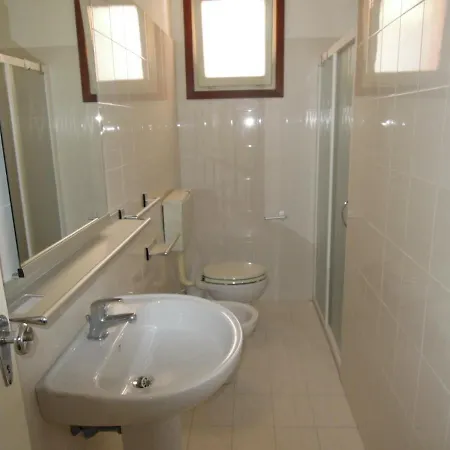 Flat In A Great Location For 8 Guests - Beahost